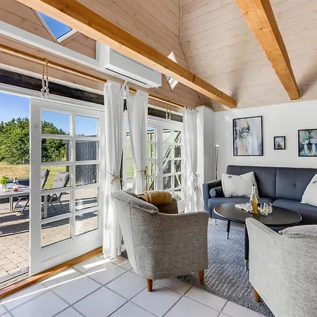 Ronja - 1-3km From The Sea By Interhome *