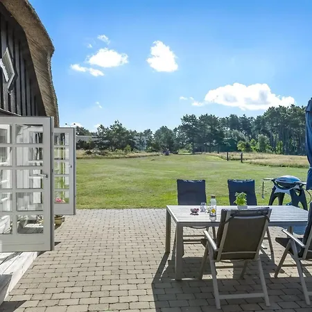 Ronja - 1-3km From The Sea By Interhome *