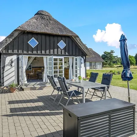 Ronja - 1-3km From The Sea By Interhome Apartmán Laeso