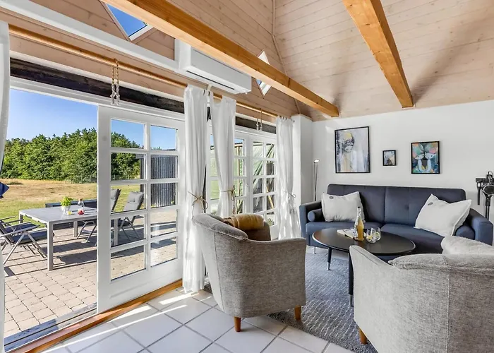 Ronja - 1-3km From The Sea By Interhome *
