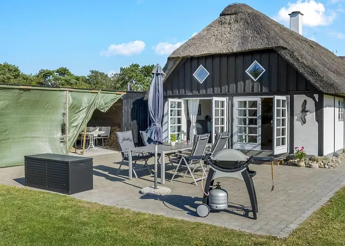 Ronja - 1-3km From The Sea By Interhome *